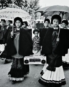 1979꣬Ĵɽѽڣ帾Ů˫¼ν