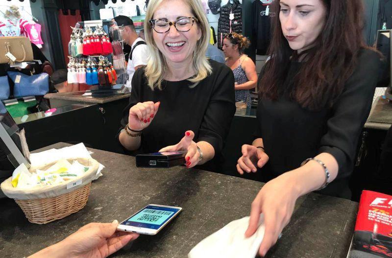 点击进入下一页