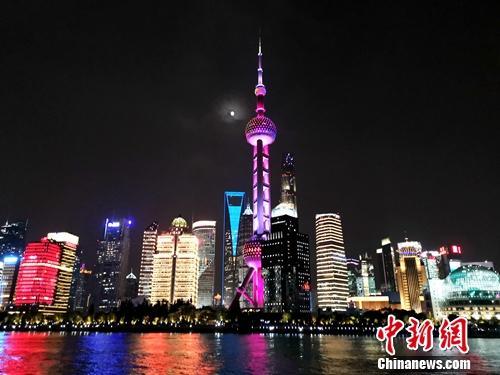 �Ϻ���̲��<a target='_blank' href='http://www.chinanews.com/' >������</a>���� ���� ��
