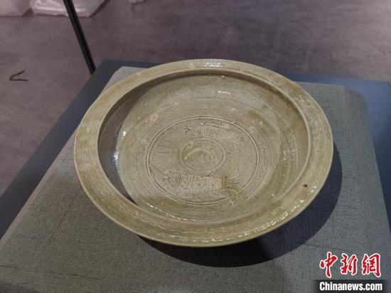 ͼΪ������ɽ�ƼҺ�ĹȺ�����˫��ϴ����𶫡���