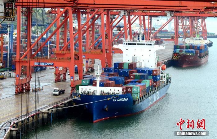 ����ͼΪһ��װ����ͷ��<a target='_blank' href='http://www.chinanews.com/'>������</a>���� ������ ��