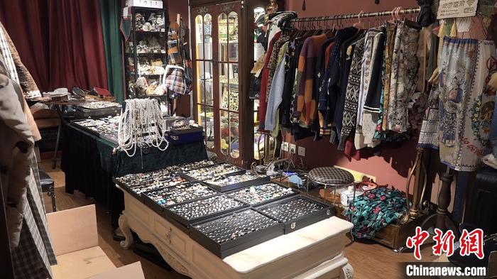 ��ɽVintage��Ҫ���۵��ǹ������Ρ��������E����