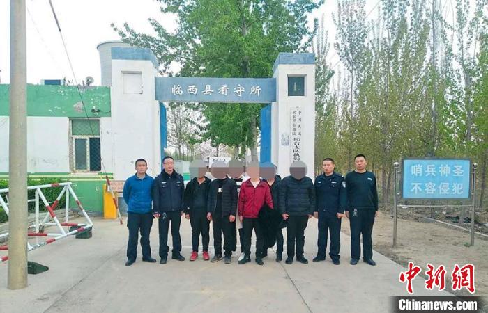 �ӱ������ݻ�һ����������թƭ��ҵ��22�˱�ץ��