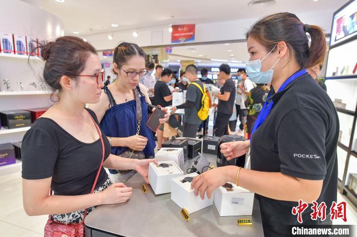 ͼΪ�ο��ں������¹㳡��˰����ѯ��Ϊ�����ֱ��������Ʒ� ��