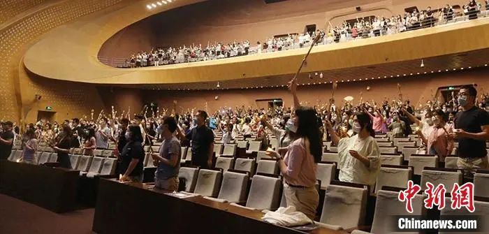 �Ͼ�Ϸ��ڿ�Ļ�硶��¹ԭ�����Ͼ�������Ժ���ݡ��ܷ��߹�ͼ