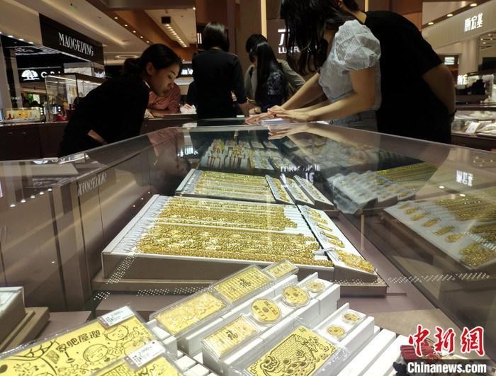 ����ͼ���������̳�����ƽ���Ʒ�� <a target='_blank' href='http://www.chinanews.com/'>������</a>���� ���� ��