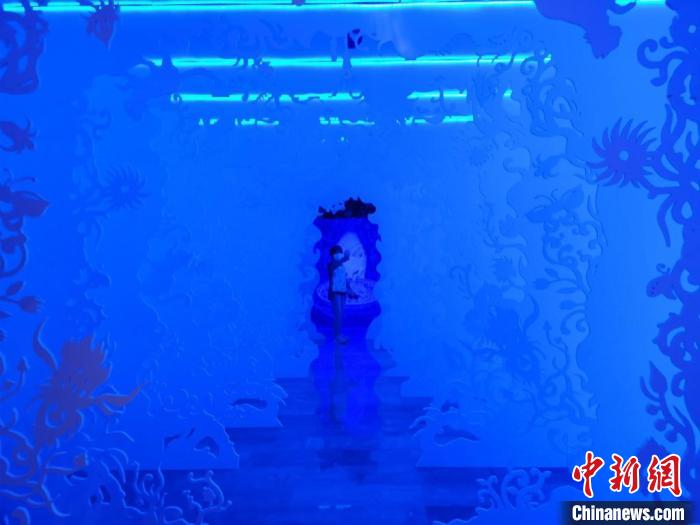 ���Ļ������ͨ���ִ��Ĺ�Ӱ�ַ���װ�������ȣ�������ȫ�µķ�ʽչʾ����չƷ��(����ͼ) ���� ��