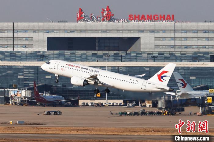 ����ȫ���׼�C919�ɻ����Ϻ����Ż������ǰ���ɶ��츮�������������� ��