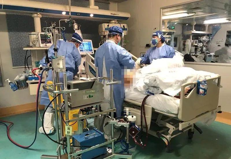 广西首例!女子感染罕见病毒,“昏迷后醒来就2025年了”